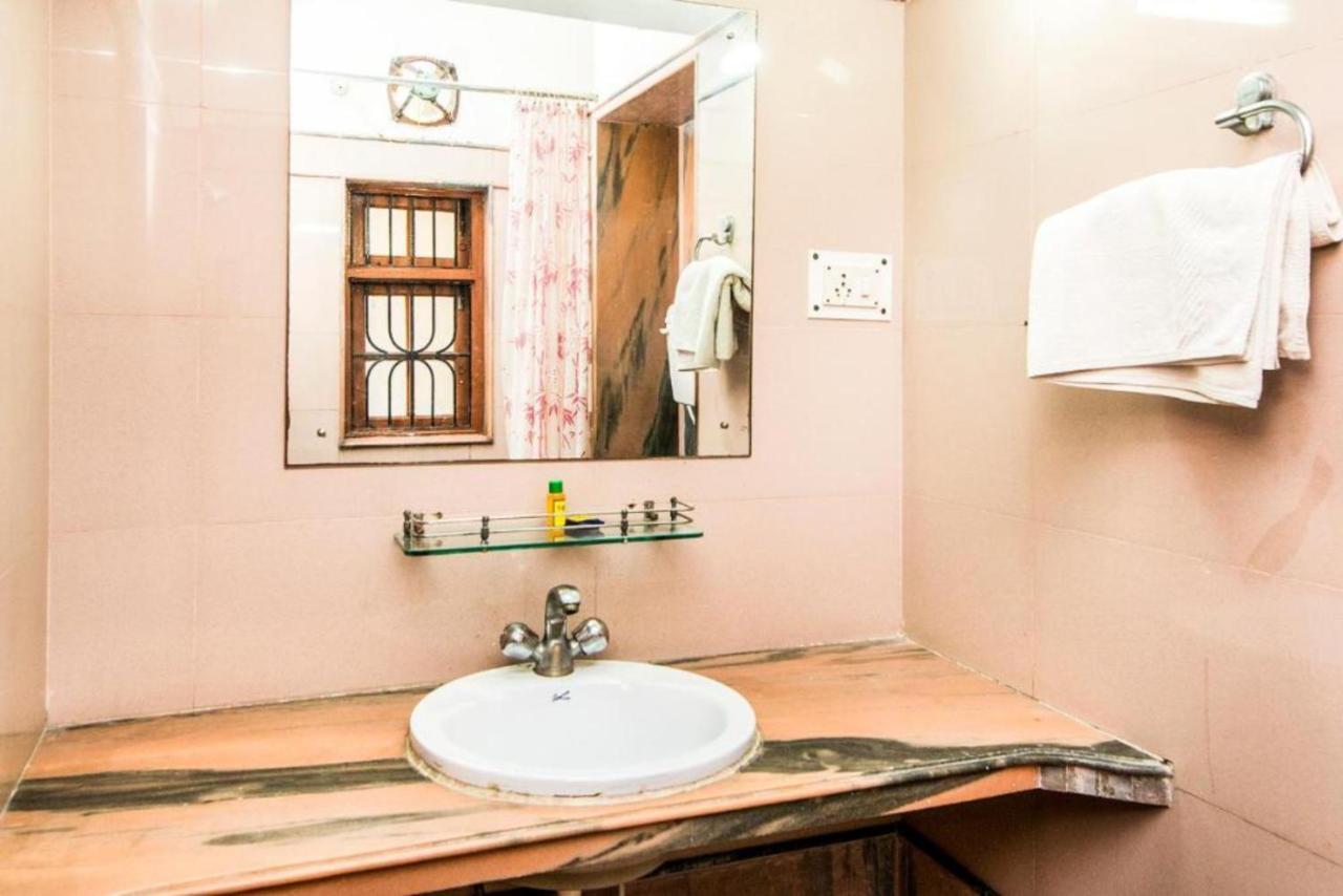 Hotel Ullash Residency Salt Lake Kolkata - Fully-Air-Conditioned-Hotel Spacious-Room With-Parking-Facility Salt Lake City Buitenkant foto